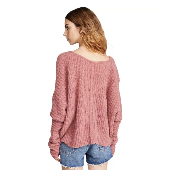 FREE PEOPLE Moonbeam Pink Alpaca Blend Slouchy Oversized Sweater Size XS - Picture 3 of 16